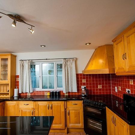 Bradog House - Beautiful 4 Bedroom House In Central بوندوران المظهر الخارجي الصورة